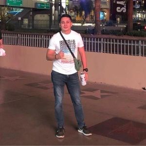 Meet your Posher, Marco tulio